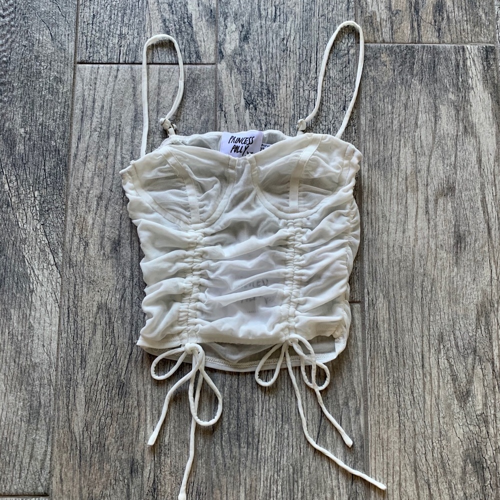 BNWT Princess Polly Crop Tank 🤍